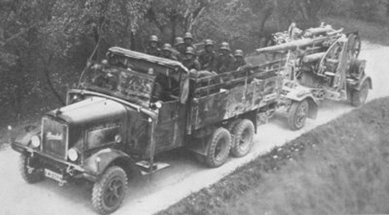 Henschel_33.jpg